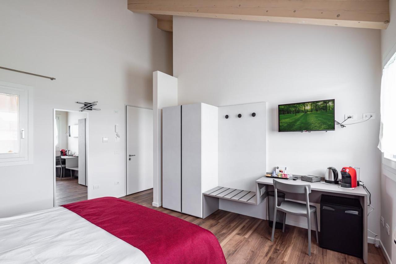 Ca Mia Rododendro & Mughetto Rooms Віченца Екстер'єр фото